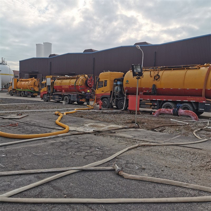 崇信污水池清理