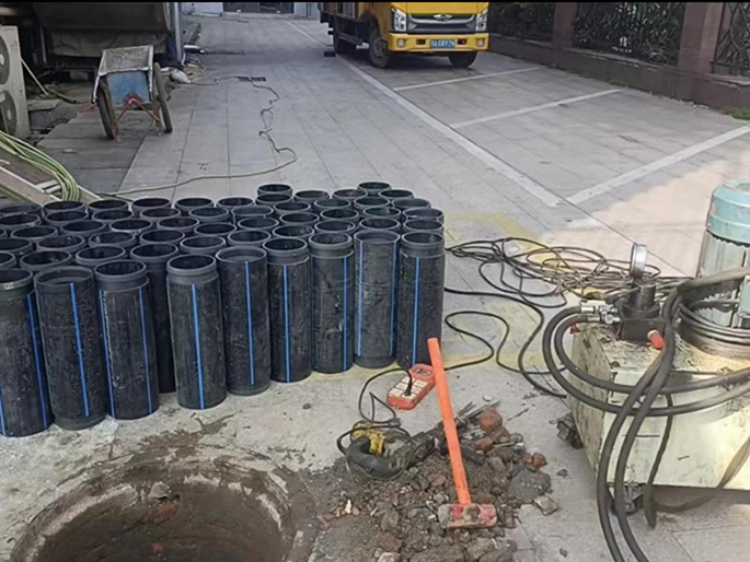 崇信PE置换管厂家 DN315置换管 非开挖管短管置换